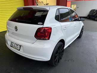 2012 Volkswagen Polo - Thumbnail