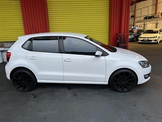 2012 Volkswagen Polo - Thumbnail