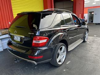 2010 Mercedes-Benz Ml350 - Thumbnail