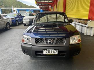 2011 Nissan Navara - Thumbnail