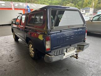 2011 Nissan Navara - Thumbnail