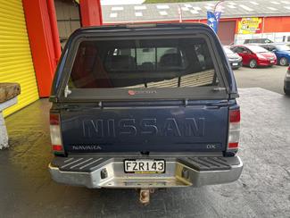 2011 Nissan Navara - Thumbnail