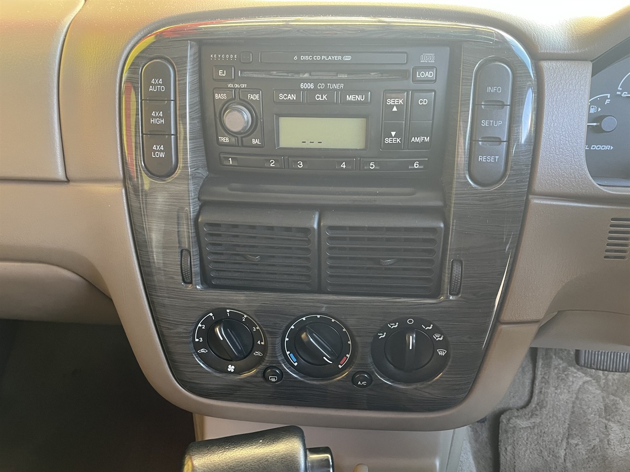 2002 Ford Explorer