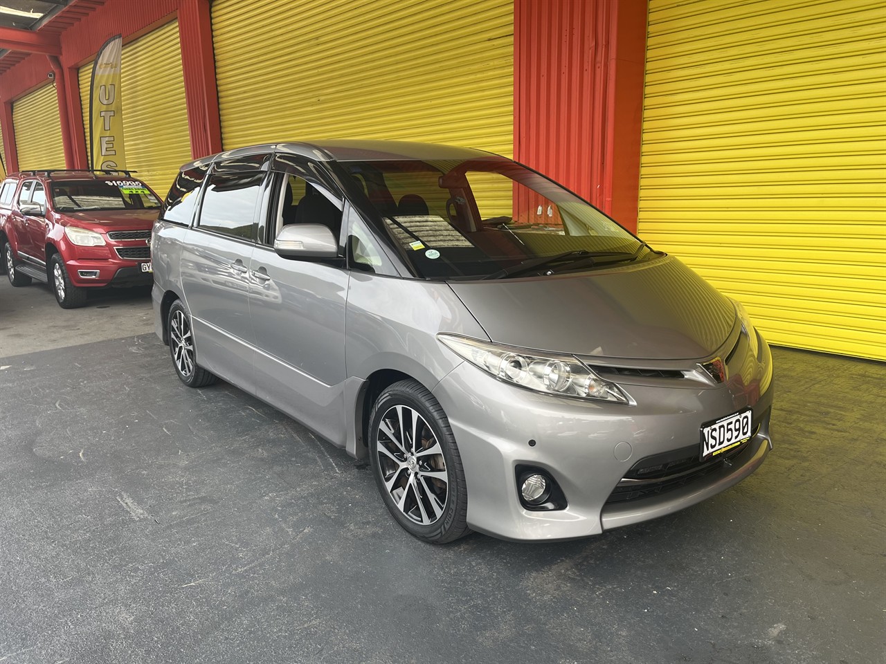 2012 Toyota Estima