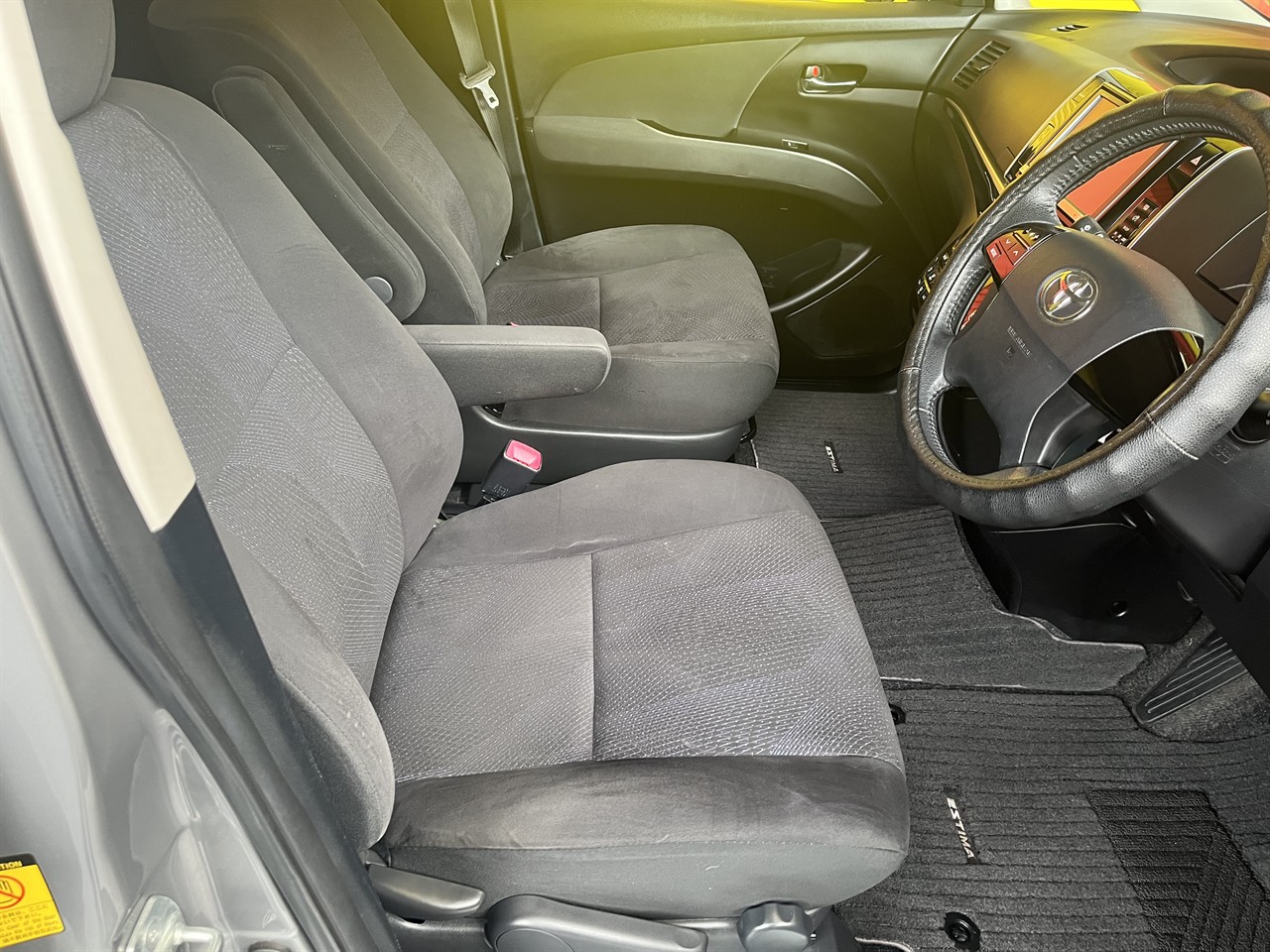 2012 Toyota Estima