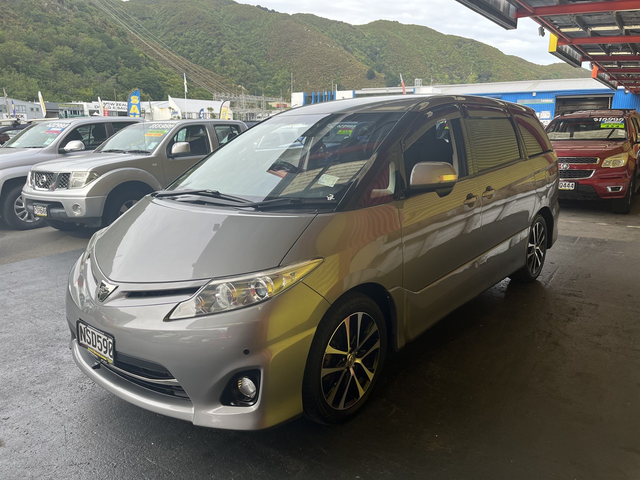 2012 Toyota Estima