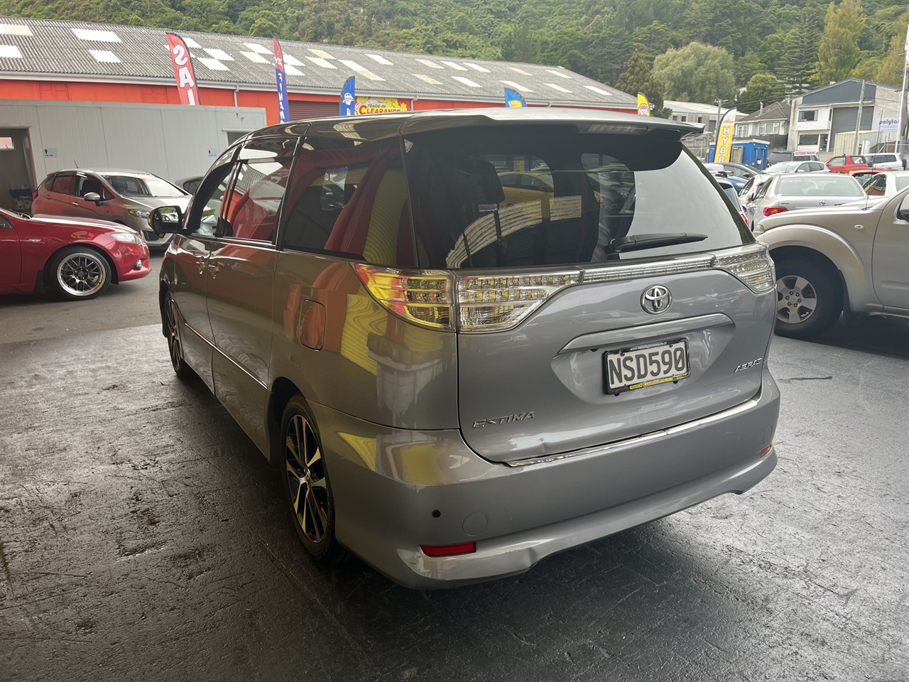 2012 Toyota Estima