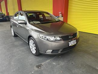 2010 Kia Cerato - Thumbnail