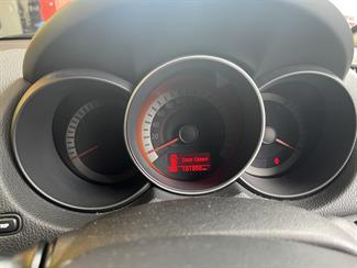 2010 Kia Cerato - Thumbnail