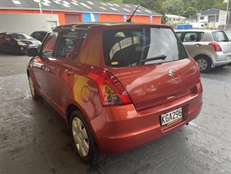 2007 Suzuki Swift - Thumbnail