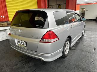 2005 Honda Odyssey - Thumbnail
