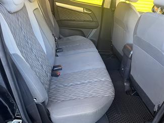 2014 Holden Colorado - Thumbnail