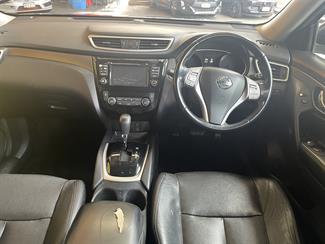 2015 Nissan X-Trail - Thumbnail