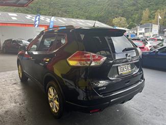 2015 Nissan X-Trail - Thumbnail
