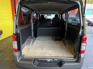 2017 Nissan Nv350 - Thumbnail