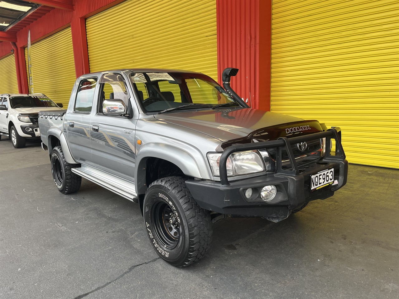 2002 Toyota Hilux