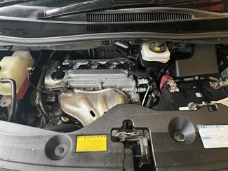 2010 Toyota Vellfire - Thumbnail