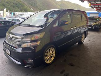 2010 Toyota Vellfire - Thumbnail