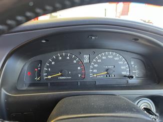 1996 Toyota Hilux - Thumbnail