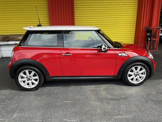 2013 Mini Cooper - Thumbnail