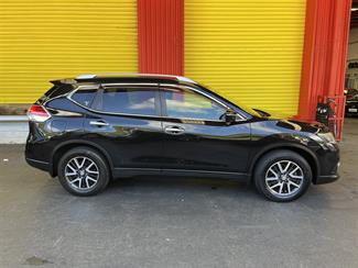 2014 Nissan X-Trail - Thumbnail