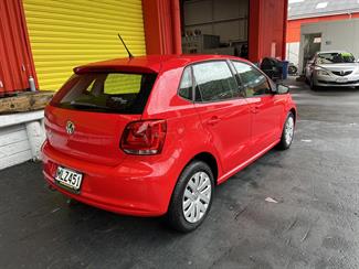 2010 Volkswagen Polo - Thumbnail