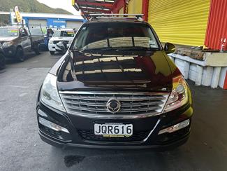 2013 Ssangyong rexton - Thumbnail