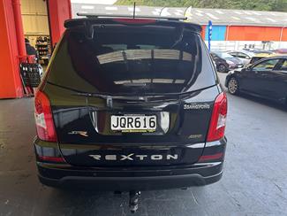 2013 Ssangyong rexton - Thumbnail