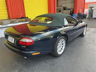 1999 Jaguar Xkr8 - Thumbnail