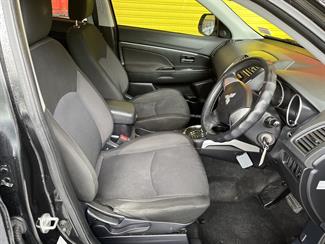 2010 Mitsubishi RVR - Thumbnail