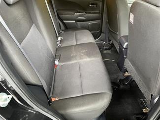 2010 Mitsubishi RVR - Thumbnail