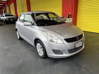 2013 Suzuki Swift - Thumbnail