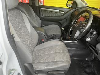 2014 Holden Colorado - Thumbnail