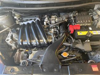 2006 Nissan Tiida - Thumbnail