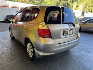 2005 Honda Fit - Thumbnail