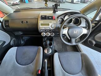 2005 Honda Fit - Thumbnail