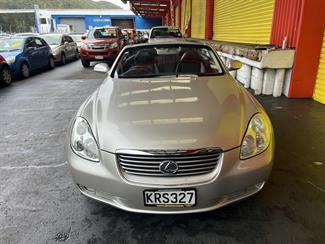 2004 Toyota LEXUS - Thumbnail