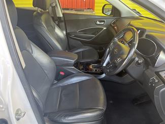 2015 Hyundai Santa Fe - Thumbnail