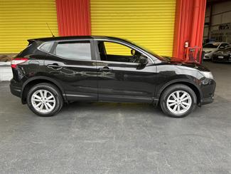 2015 Nissan Qashqai - Thumbnail