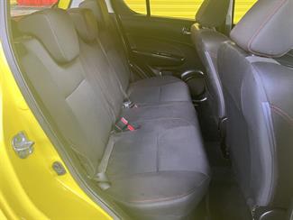 2014 Suzuki Swift - Thumbnail