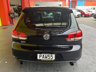 2012 Volkswagen Golf - Thumbnail