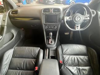 2012 Volkswagen Golf - Thumbnail