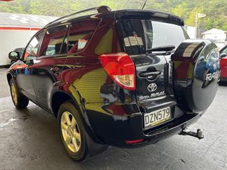 2007 Toyota RAV4 - Thumbnail