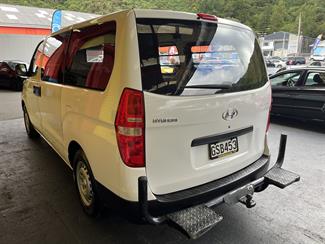 2013 Hyundai Iload - Thumbnail