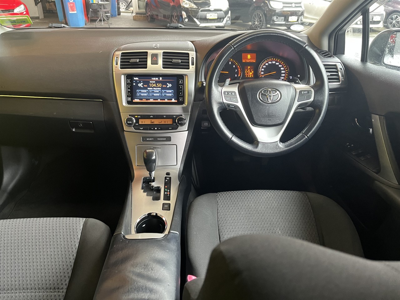 2013 Toyota Avensis