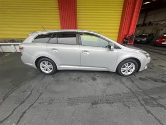 2013 Toyota Avensis - Thumbnail