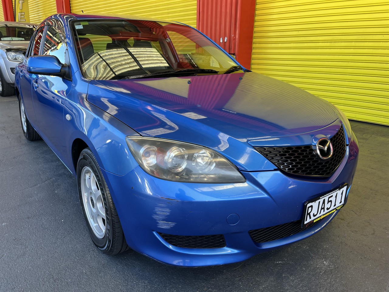 2005 Mazda Axela
