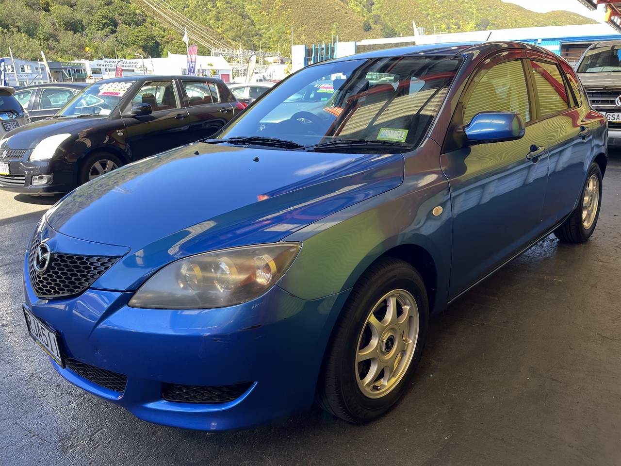 2005 Mazda Axela