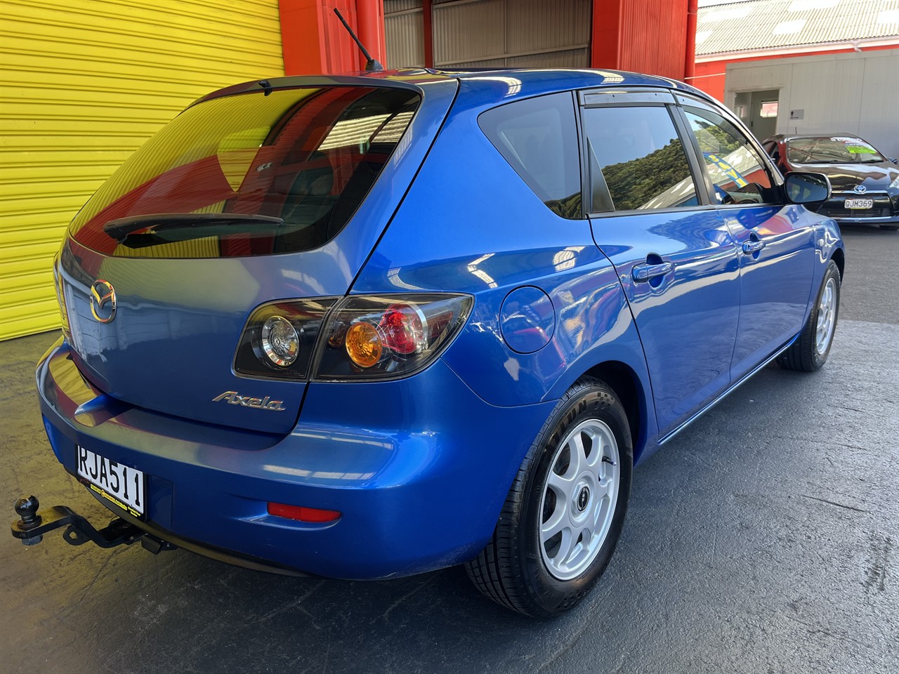2005 Mazda Axela
