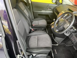 2008 Mazda Premacy - Thumbnail